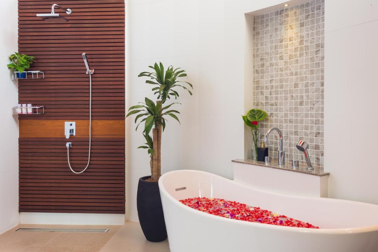 Eranda Pool Spa Villa, Chaweng Koh Samui- Sha Extra Plus Exterior photo